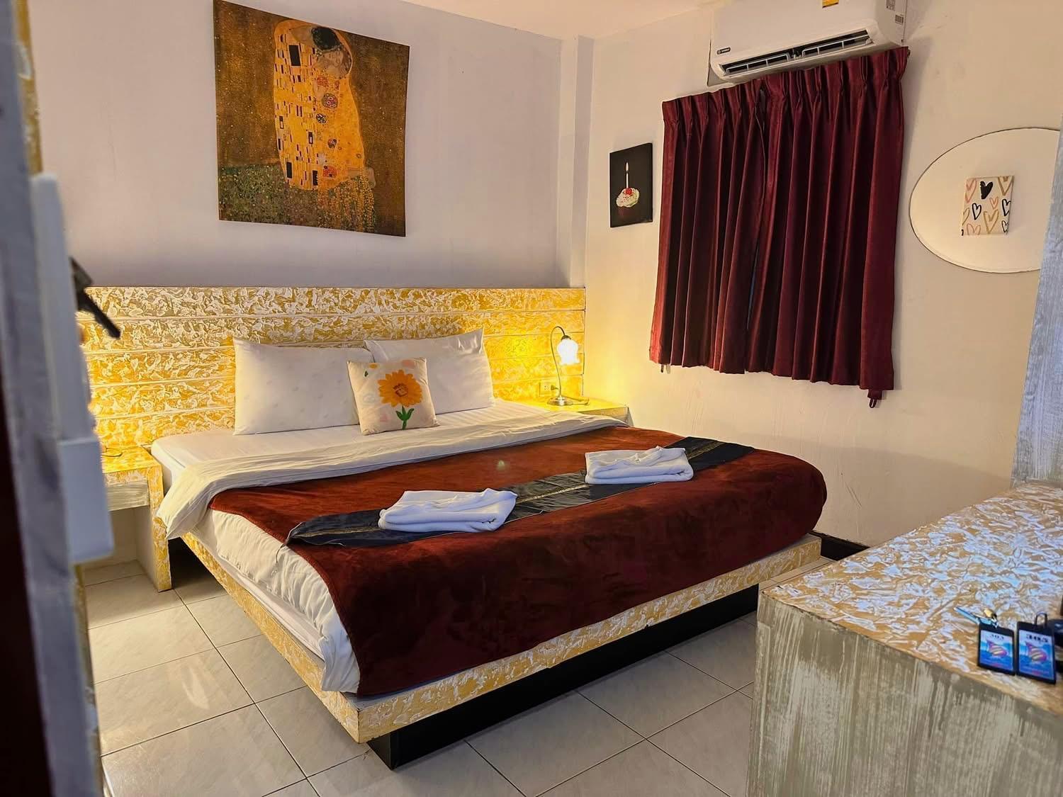 The Shades Hotel 50 Meter Beach Front Patong Kültér fotó